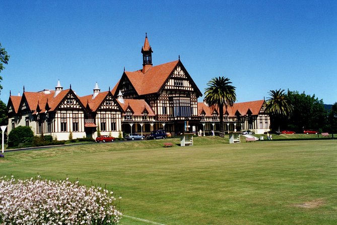 Private Full-Day Rotorua Tour From Auckland - Transportation and Pickup Information