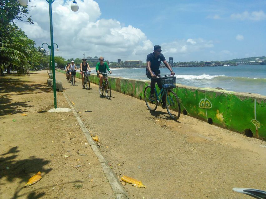 Private Guided Cycling Tour to Galle Fort - Tour Highlights