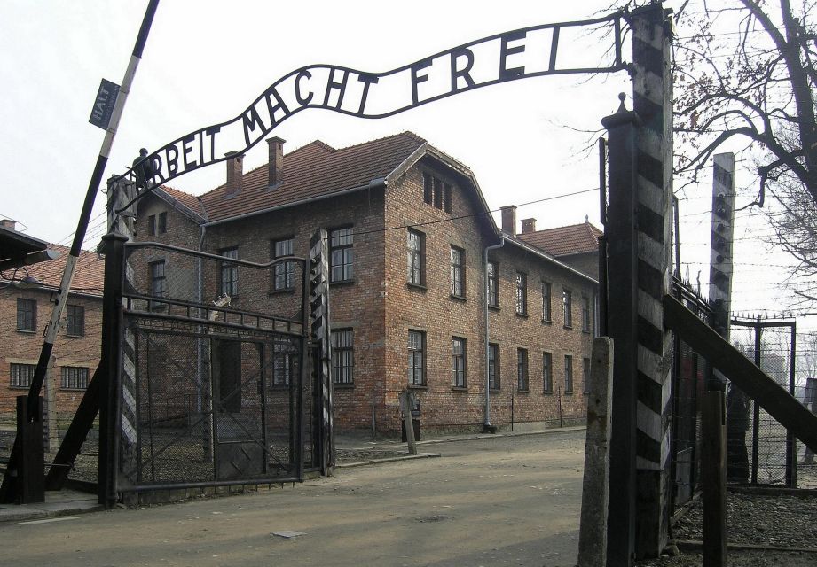 Private Guided Tour From Prague to Auschwitz Birkenau - Additional Information