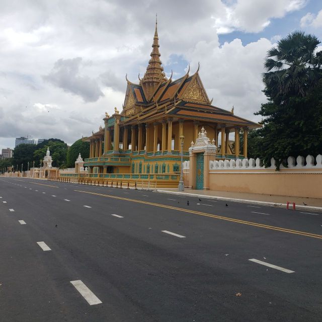 Private One Day Tour in Phnom Penh - Inclusions