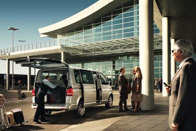 Private Salzburg Airport Luxury Transfers to Salzburg City&Hotels - Booking Private Transfers Safely
