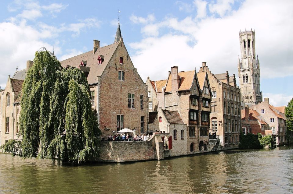 Private Sightseeing Tour to Bruges From Amsterdam - Bruges Attractions and Venetian Comparisons