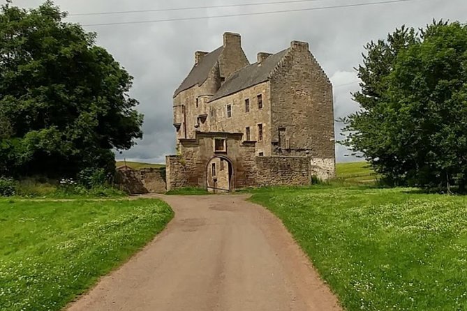 Private Tour Outlander Scenarios Brazilian Guide - Common questions