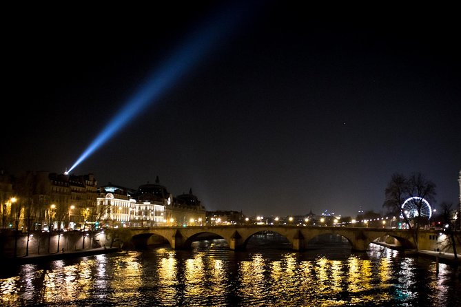 Private Tour: Romantic Seine River Cruise, Dinner, and Illuminations Tour - Gourmet Dinner Delights