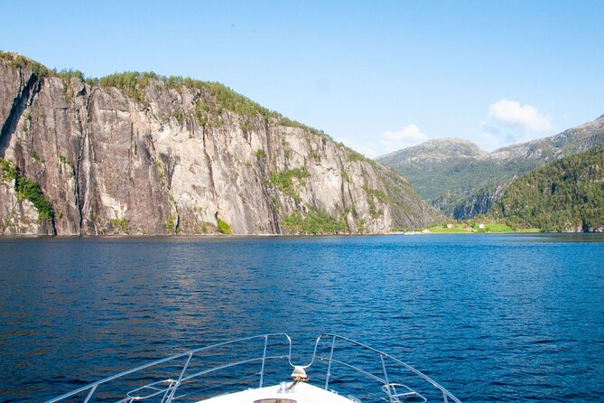 Private Yacht - Fjord, Mountains and Waterfalls Cruise to Modal - Cancellation Policy and Refunds