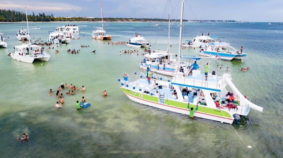Punta Cana: Catamaran Day Trip to Catalina Island With Lunch - Itinerary Flexibility