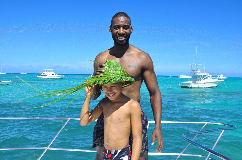 Punta Cana: Catamaran Tour With Open Bar and Reef Snorkeling - Tour Highlights and Inclusions