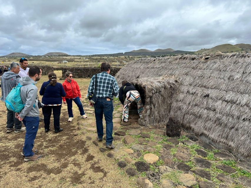 Rapa Nui: Amazing Private Full Day Moai Tour - Reservation Options