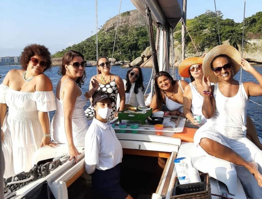Rio De Janeiro: Boat Tour With Drinks and Swimming - Additional Details