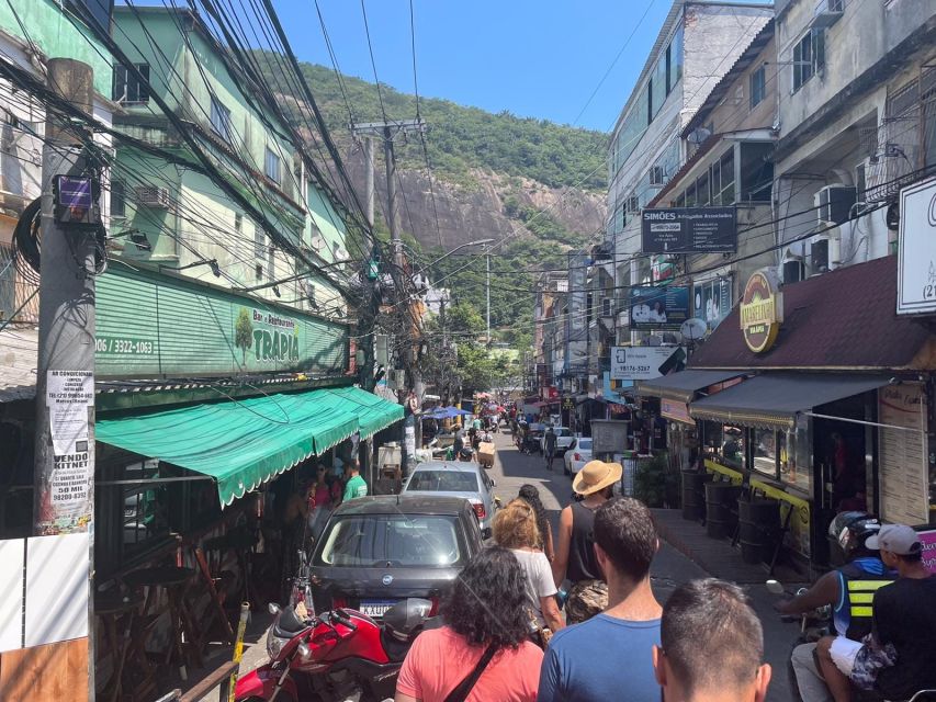 Rio: Rocinha Favela Guided Walking Tour With Local Guide - Review Summary