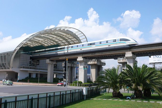 Round-trip Transfer by High-Speed Maglev Train: Shanghai Pudong International Airport - Maglev Train Experience