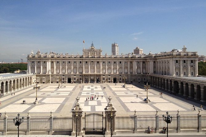 Royal Palace of Madrid 1.5-Hour Guided Tour Optional Prado Museum Combo - Common questions
