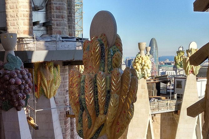 Sagrada Familia Guided Tour With Towers Access - Tower Experience