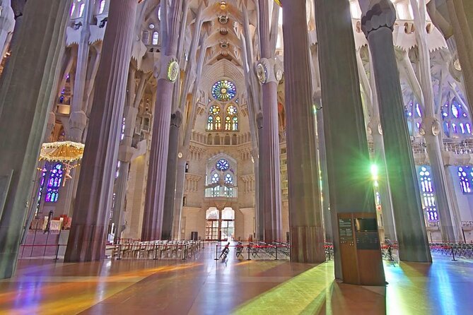 Sagrada Familia Private Tour With Priority Entrance - Access to Traveler Photos and Reviews