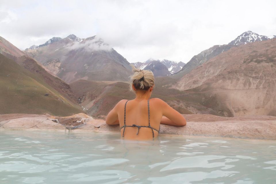 Santiago: Cajón Del Maipo Tour & Colinas Hot Springs With Transfer - Common questions