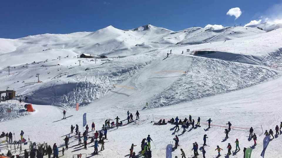 Santiago: Valle Nevado and Farellones Ski-Center Day Trip - Pickup Information