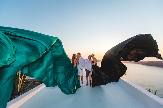 Santorini Flying Dress Photo - Meeting and Pickup Location