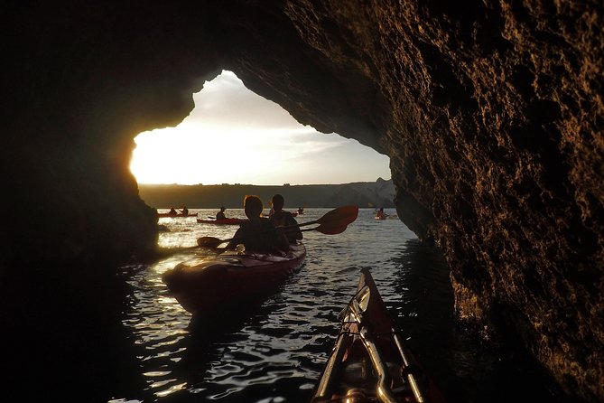 Santorini: Sunset Sea Kayak With Light Dinner - Tips for a Memorable Sunset Kayak
