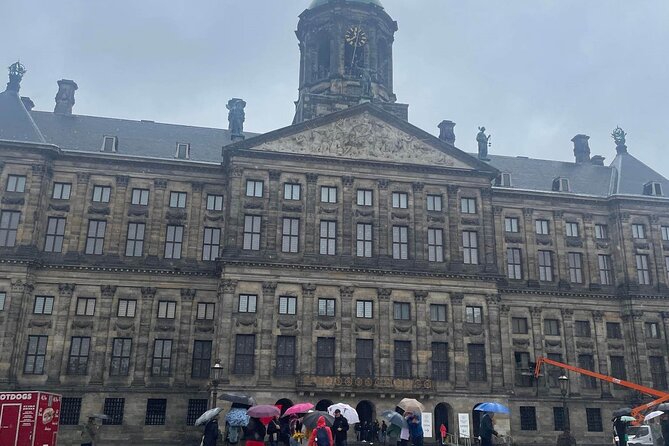 Self-Guided Mystery Hunt by Dam Square in Amsterdam - Exploring Dam Square Landmarks