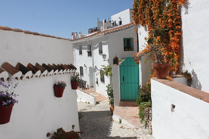 Semi-Private Tour to Frigiliana and the Lost Village With Lunch Included - Common questions