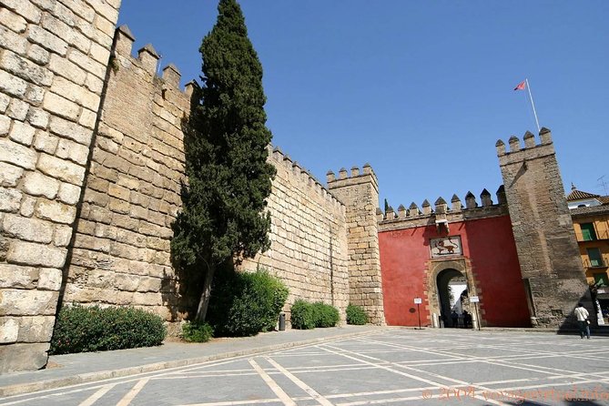 Seville: Alcazar, Cathedral and Giralda Skip-The-Line Guided Tour - Further Information