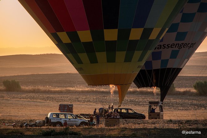 Seville Hot-Air Balloon Ride With Breakfast, Cava & Hotel Pick up - Language and Communication Feedback