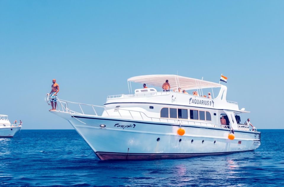 Sharm El Sheikh: Tiran Island Snorkeling Boat Cruise & Lunch - Product Details