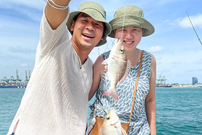 Short Fishing Trip Around Southern Islands of Singapore - Refreshments and Snacks Included