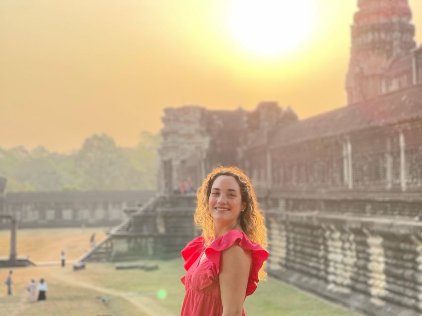 Siem Reap: Angkor Solo Traveler Private Sunrise Tour - Angkor Thom South Gate and Bayon Temple Exploration