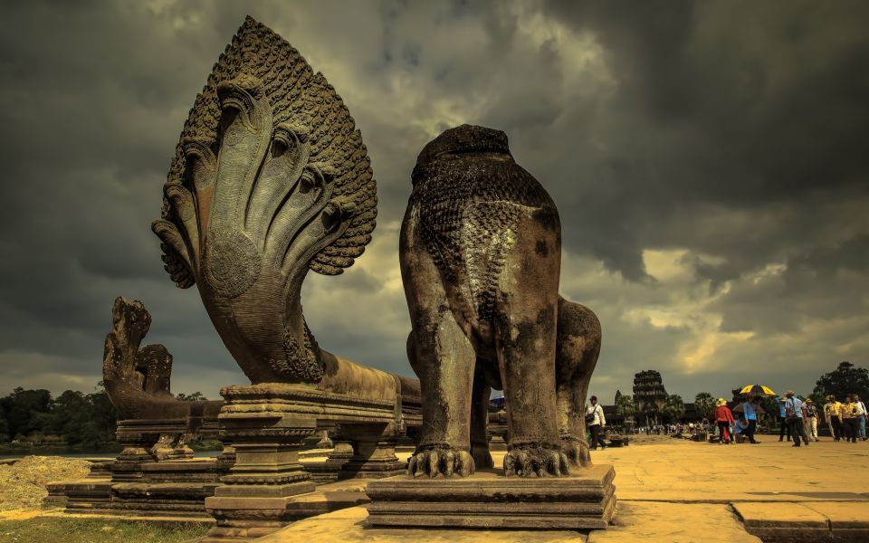 Siem Reap: Angkor Wat: Small-Group Sunrise Tour - Tour Information
