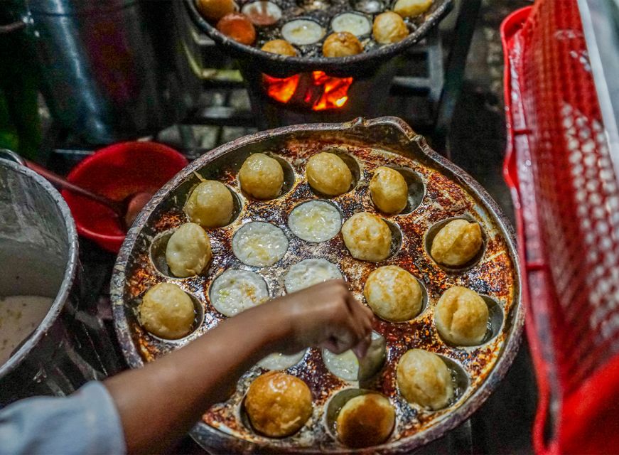 Siem Reap: Evening Food Tour - Inclusive 10 Local Tastings - Tour Guide Information