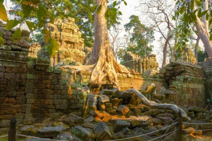 Siem Reap: Full-Day Small Group Temples Tour - Review Summary