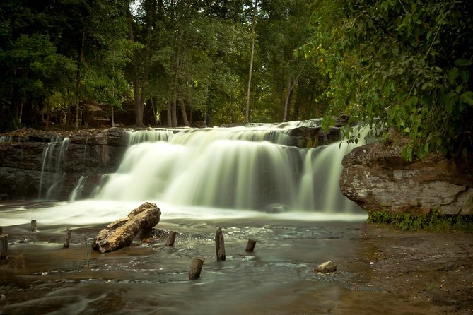 Siem Reap: Kulen Waterfall and 1000 Lingas River Private Tour - Pricing Details