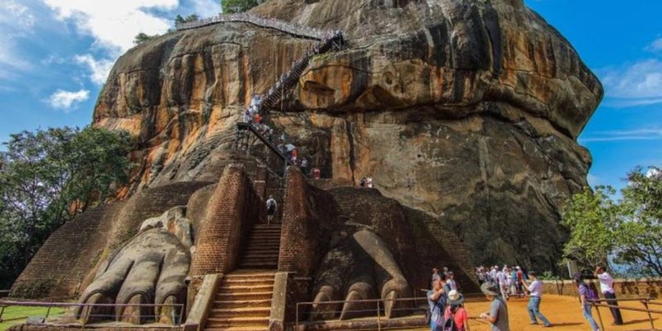 Sigiriya Marvels: Unveiling the Rock Fortress Adventure" - Location Details and Things to Do