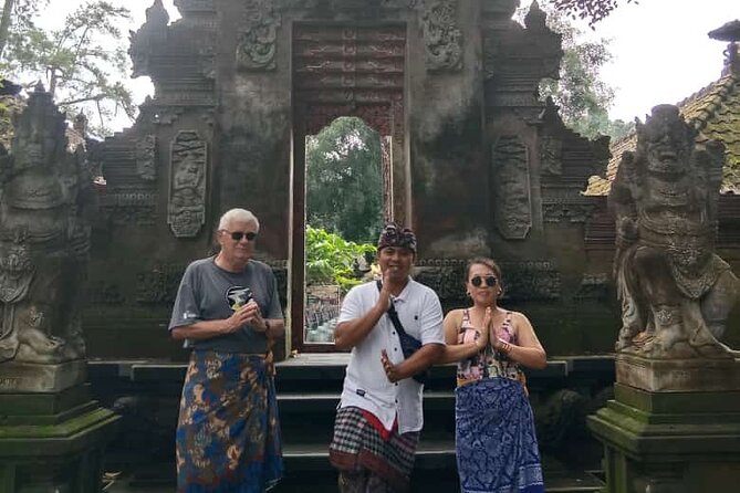 Skip the Line Tirta Empul Temple Entrance Ticket All Inclusive - Customer Testimonials