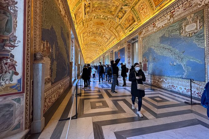 Skip the Line: Vatican Museum, Sistine Chapel & Raphael Rooms Basilica Access - Professional Guides and Inclusive Tour Experience