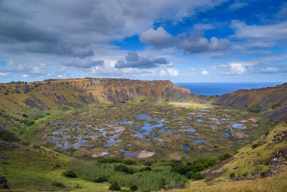 Small Group (8 PAX) / Cruise Ships Tours at Easter Island - Location Information