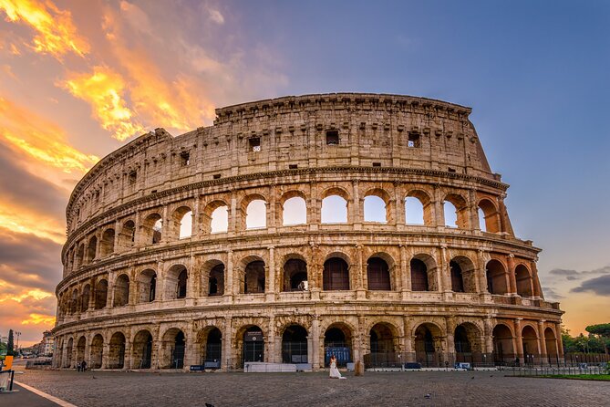 Small Group Tour of Colosseum and Ancient Rome - Guide Performance and Expertise