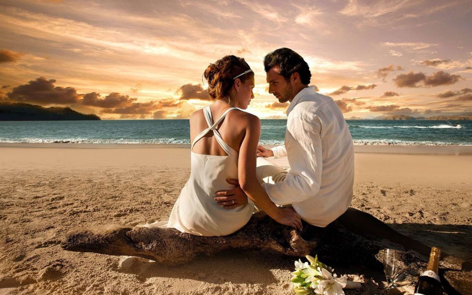 Sri Lanka: Honeymoon in Paradise Island All-Inclusive Trip - Tour Guide and Language