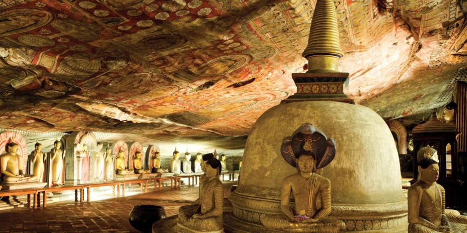 Sri Lanka: Western Province Highlights Day Tour and Safari - Explore Dambulla Golden Temple