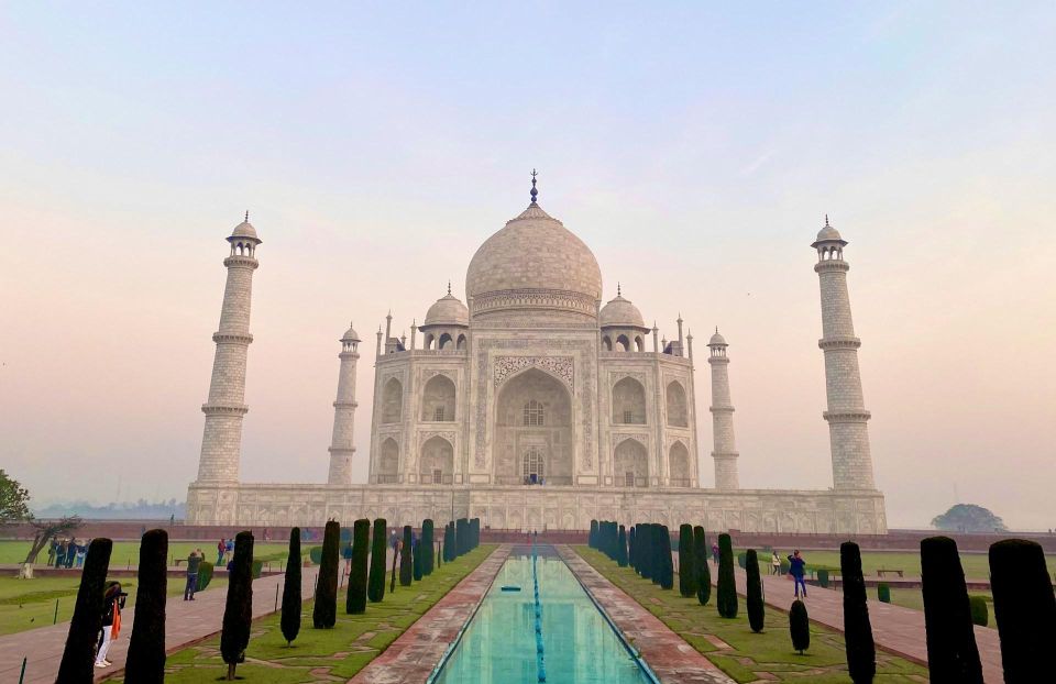 Taj Mahal Sunrise Tour From Delhi by Car With Lunch - Luxurious Journey and Guided Tours