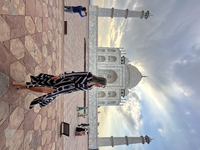 Taj Mahal Trip From New Delhi Best Pic Tour - Insider Tips