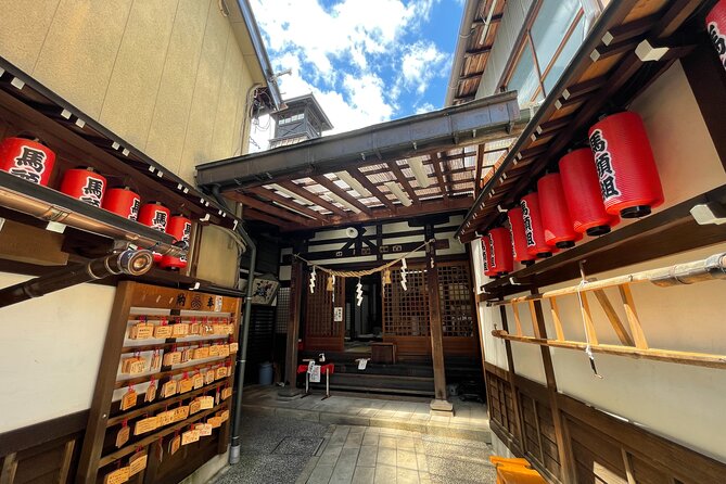 Takayama Old Town Walking Tour With Local Guide - Pricing and Contact Information