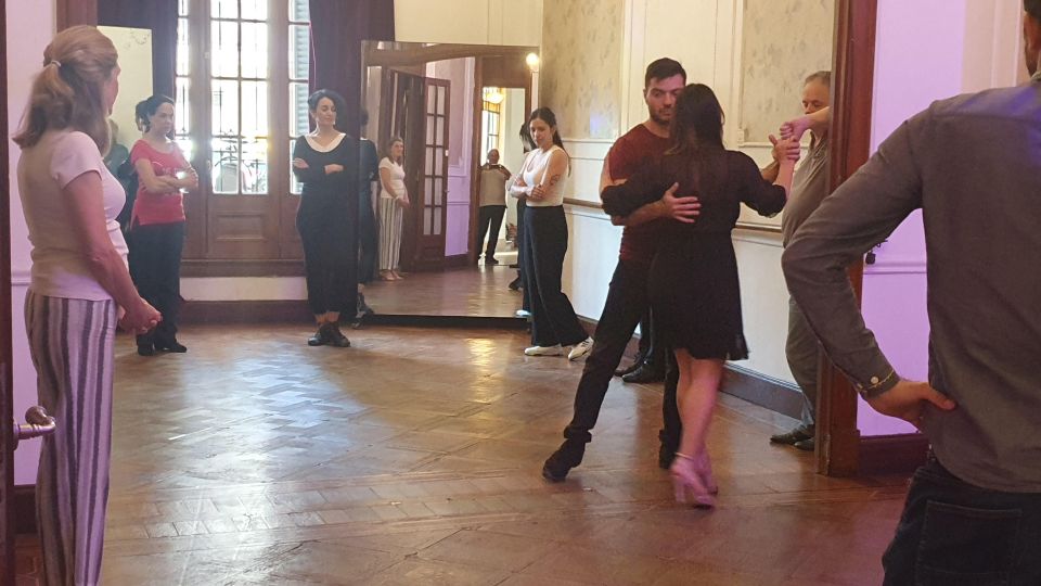 Tango Lesson in Buenos Aires With Professional Dancers - Inclusions and Personalized Learning
