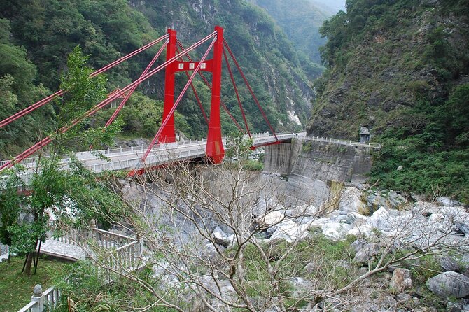 Taroko Gorge Day Tour From Taipei by Car - Customer Reviews and Testimonials