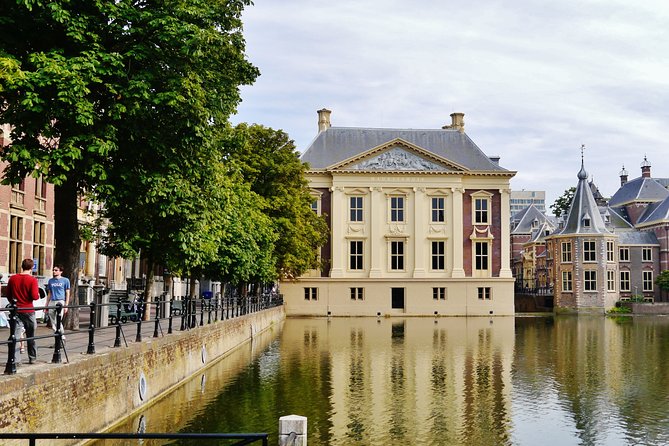 The Historical Heart of The Hague: A Self-Guided Audio Tour - Common questions