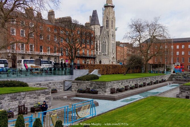 The Road to Independence: Private Walking Tour of Dublin - Local Culture Insights