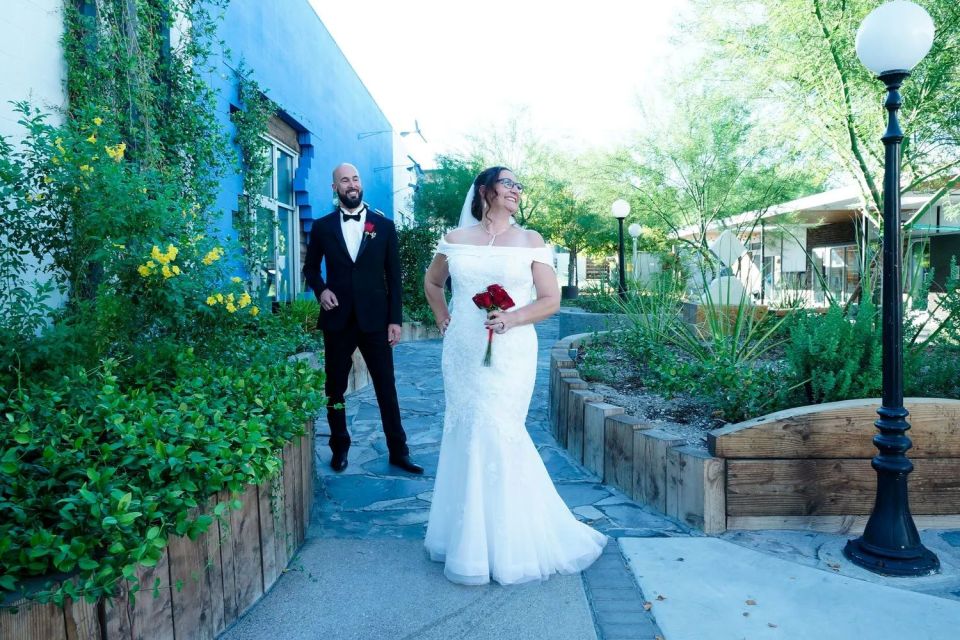 The Stunning Ceremony - Host and Greeter Services