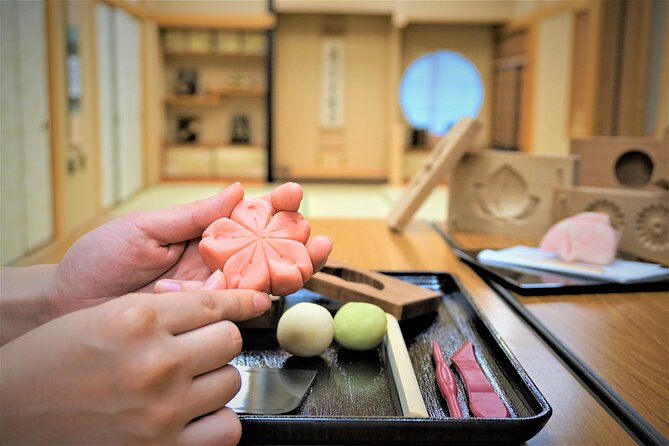 Tokyo Japanese Sweets Making Experience Tour With Licensed Guide - Pricing and Variations