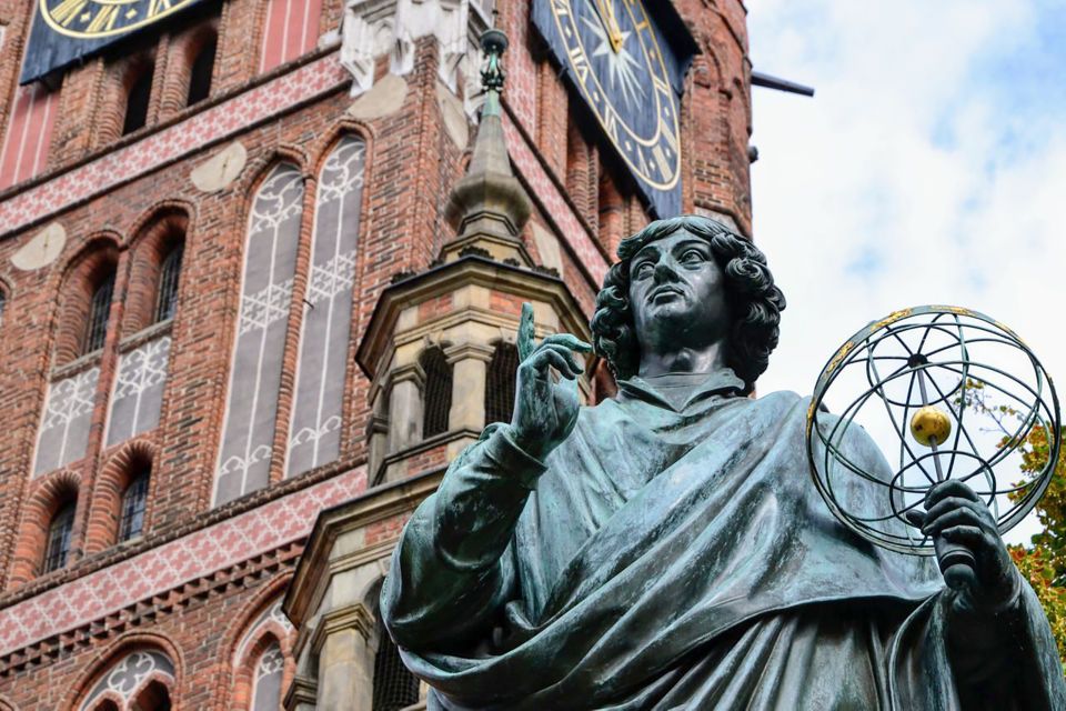 Toruń: Full-Day Tour of the City of Copernicus - Culinary Experience